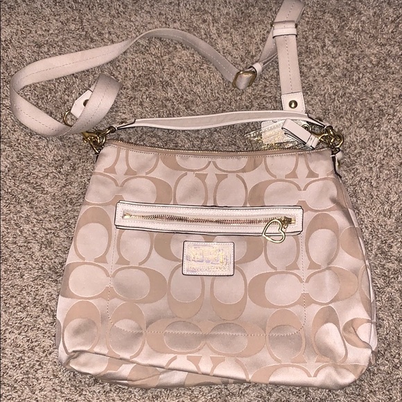 Coach Handbags - Coach purse